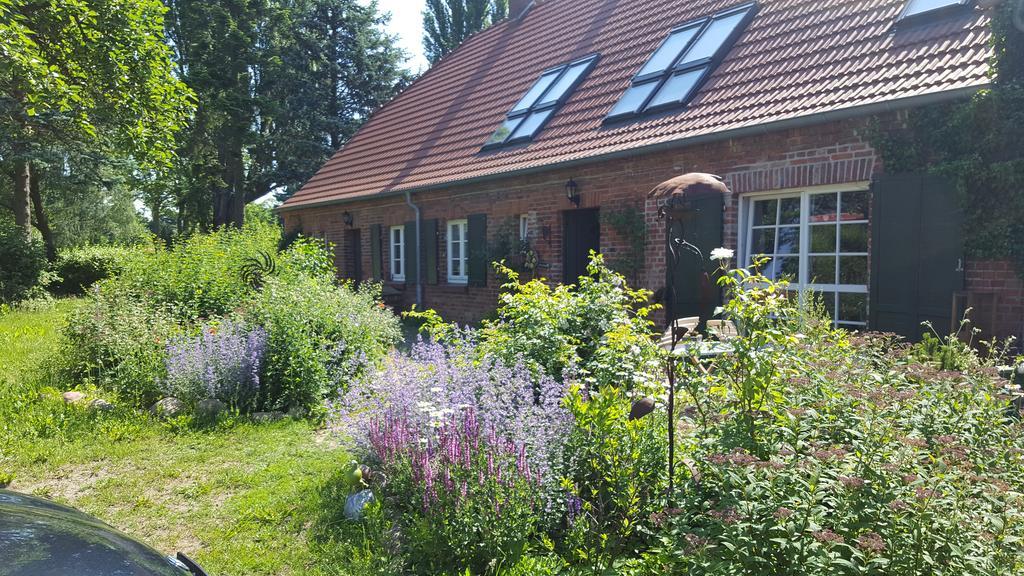 Seminar Und Landhaus Schoenbeck Schonbeck  Buitenkant foto